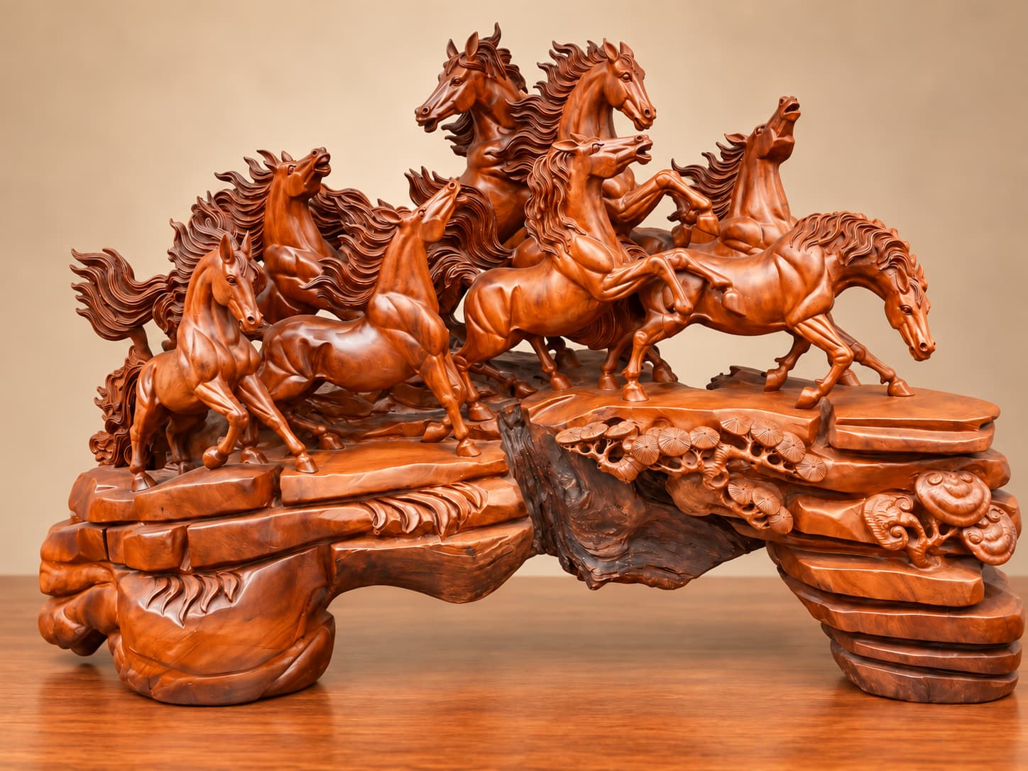 Tượng Bát Mã Truy Phong