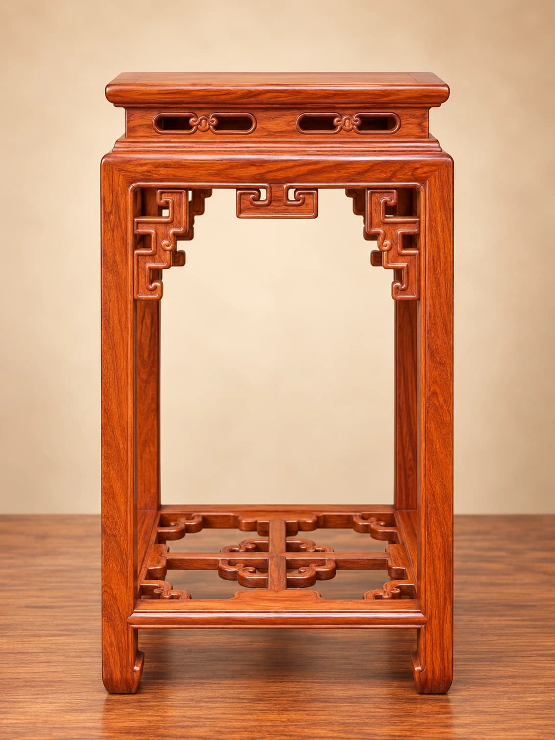 Đôn Gỗ Chạm Hoa Văn