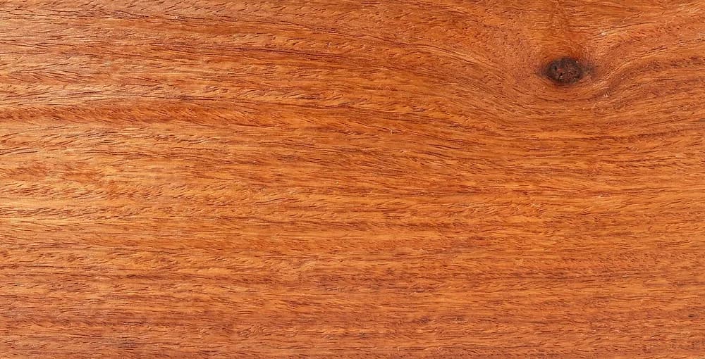 Cách Chọn Gỗ Làm Tượng Phật Và Bàn Thờ